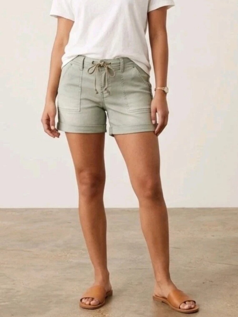 Womans Silver Co Suki Utility Cargo Shorts Cotton Vintage Wash Gray Green 4 NEW